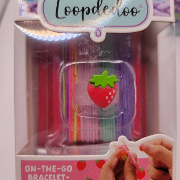 Loopdedoo Weave and Wear Bracelet Weaver Strawberry and Space Lot of 2 NEW - Picture 2 of 7